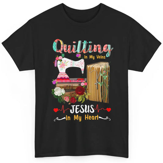 Quilting In My Veins Jesus In Heart Christian Retro Quilt Classic Unisex T-Shirt