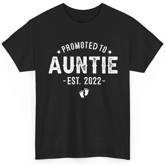 Promoted To Auntie Est 2022 Auntie To Be Pregnancy Reveal Classic Unisex T-Shirt