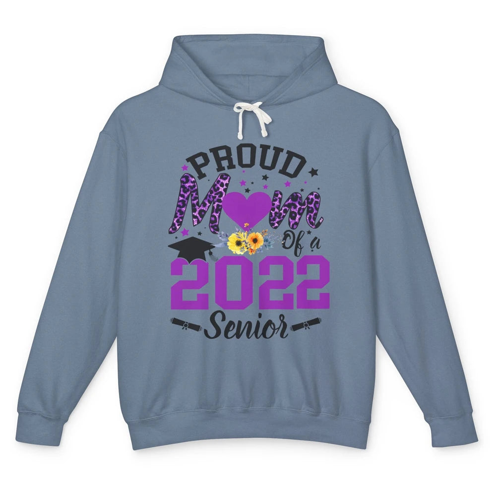 Proud Mom of a 2022 Senior Leopard Cool Graduates Mom Unisex Lightweight Hoodie