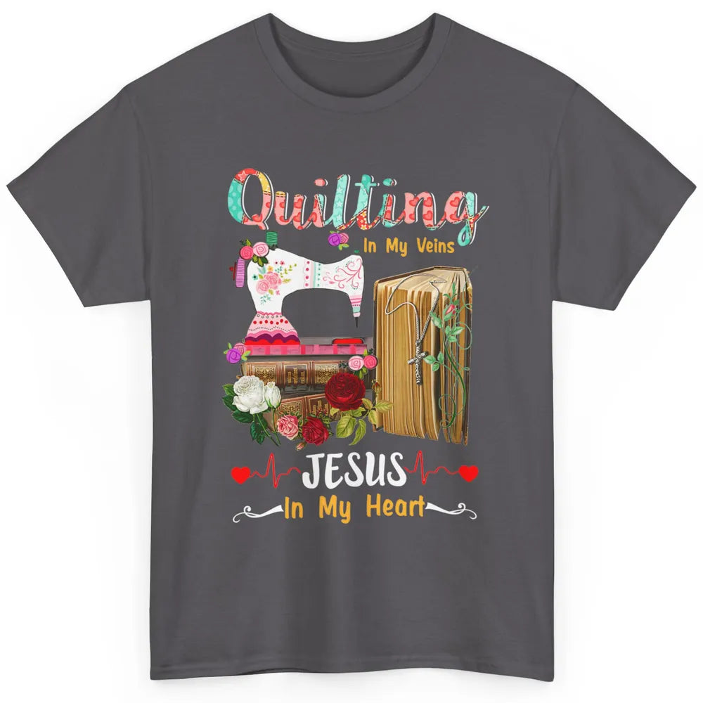 Quilting In My Veins Jesus In Heart Christian Retro Quilt Classic Unisex T-Shirt