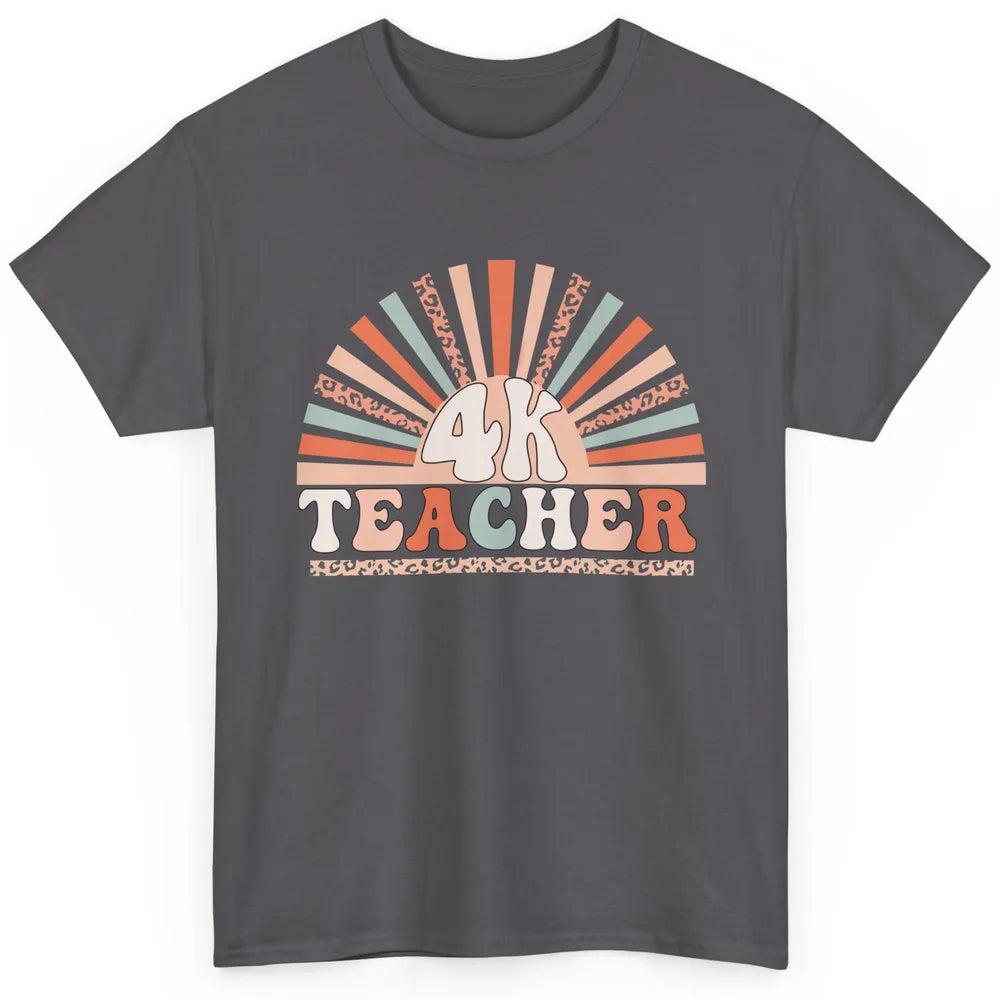 Retro 4k Teacher Kindergarten Back to School Pre-K Teacher Classic Unisex T-Shirt