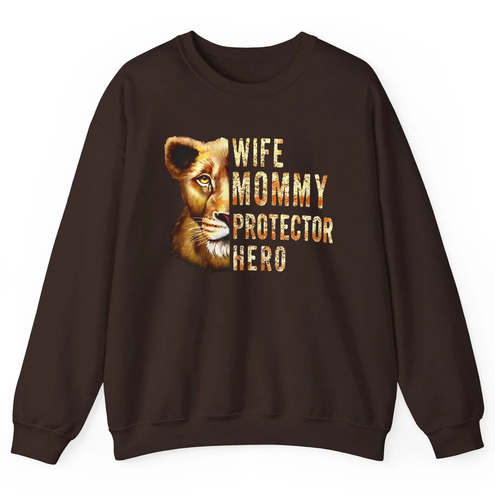 Retro Mommy Lion Queen Wife Mom Protector Hero Mothers Day Unisex Crewneck Sweatshirt