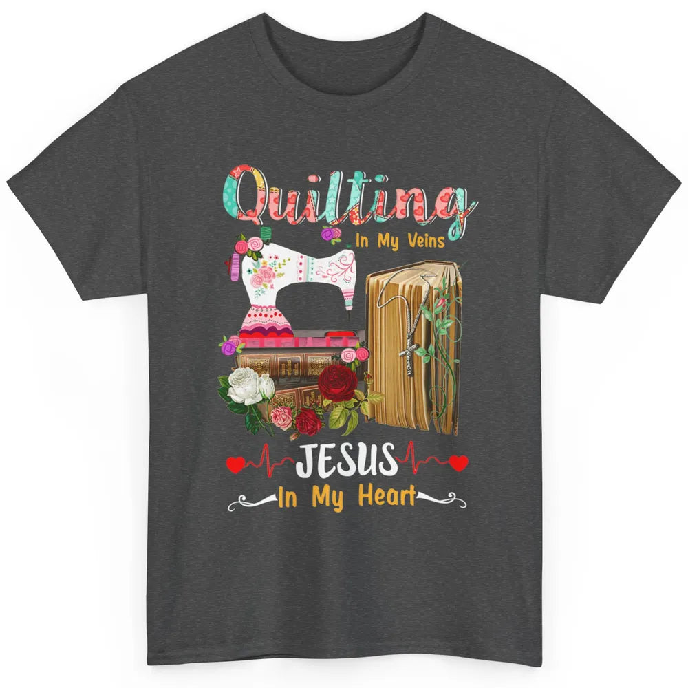 Quilting In My Veins Jesus In Heart Christian Retro Quilt Classic Unisex T-Shirt