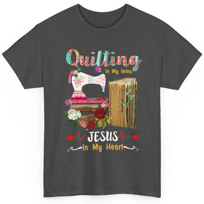 Quilting In My Veins Jesus In Heart Christian Retro Quilt Classic Unisex T-Shirt