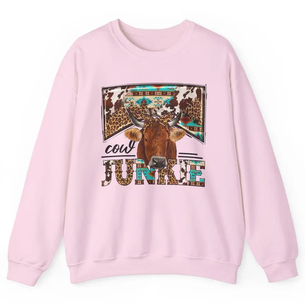 Retro Leopard Bandana Cow Junkie Western Country Farm Animal Unisex Crewneck Sweatshirt