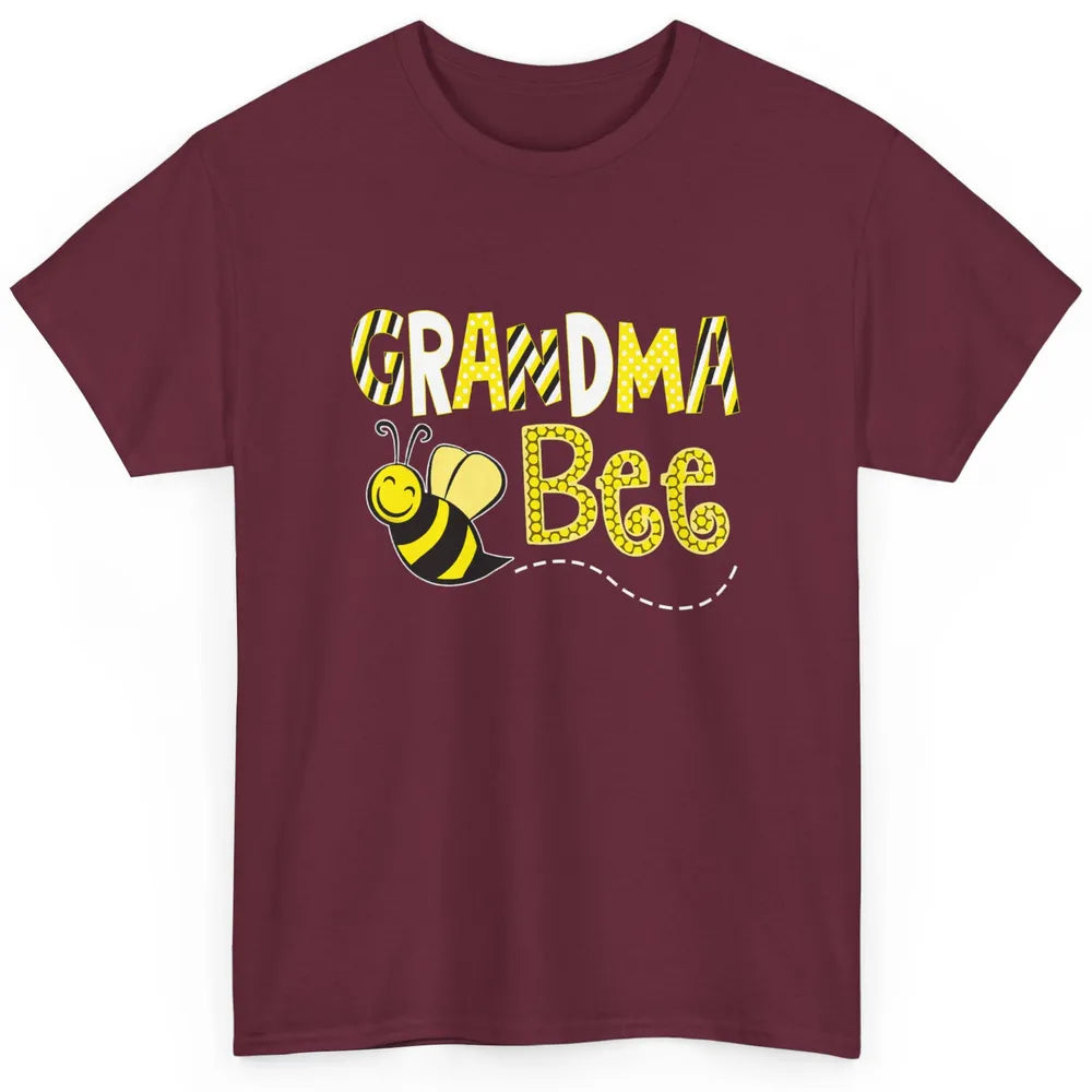 Grandma Bee Family Beekeeper Grandmother Women Beekeeping Classic Unisex T-Shirt