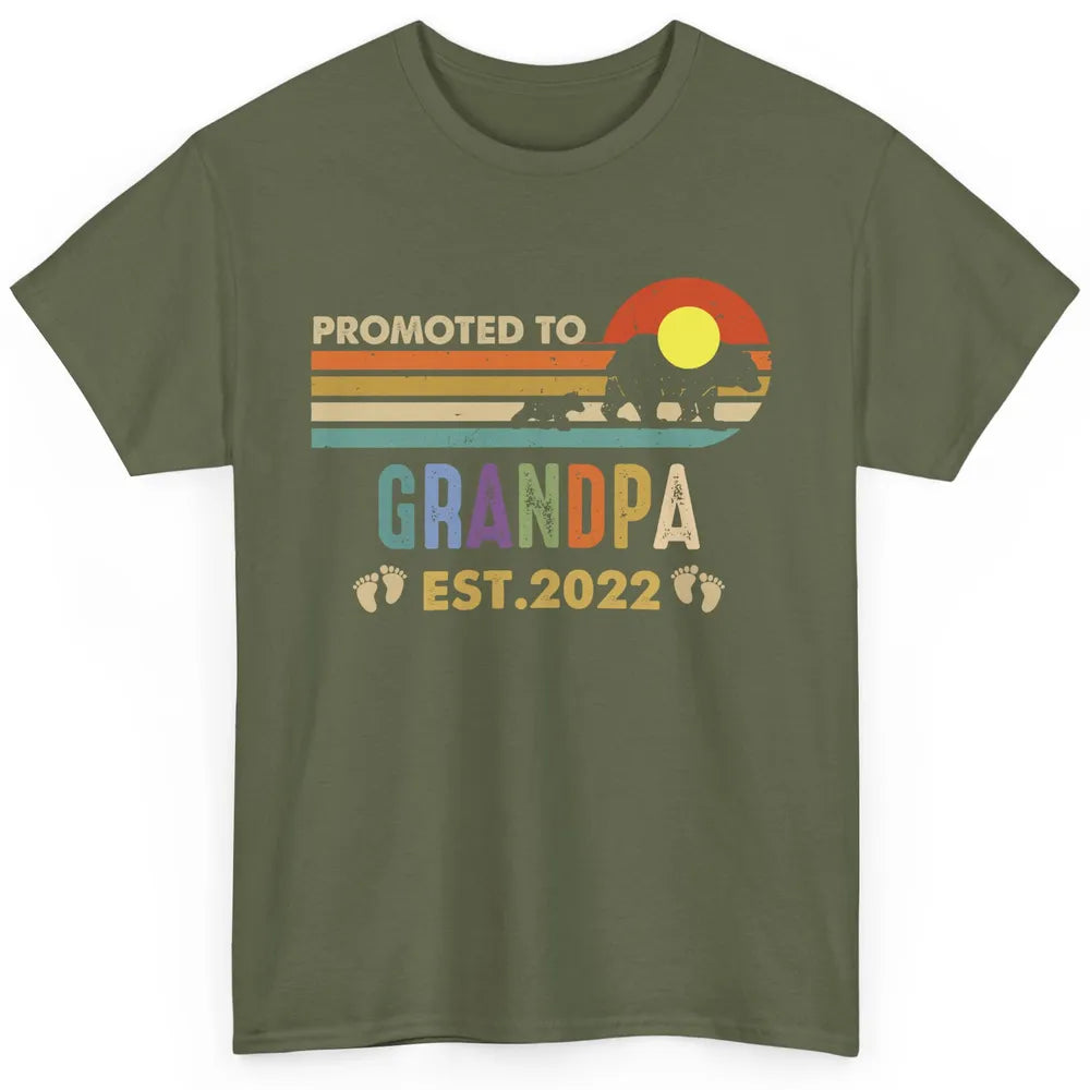 Retro Bear Sunset Promoted To Grandpa Est 2022 Grandpa Gift Classic Unisex T-Shirt