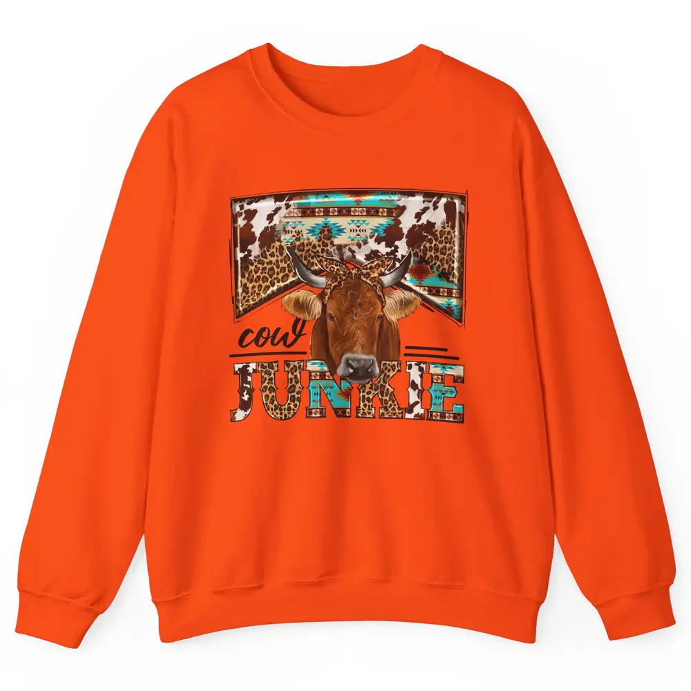 Retro Leopard Bandana Cow Junkie Western Country Farm Animal Unisex Crewneck Sweatshirt