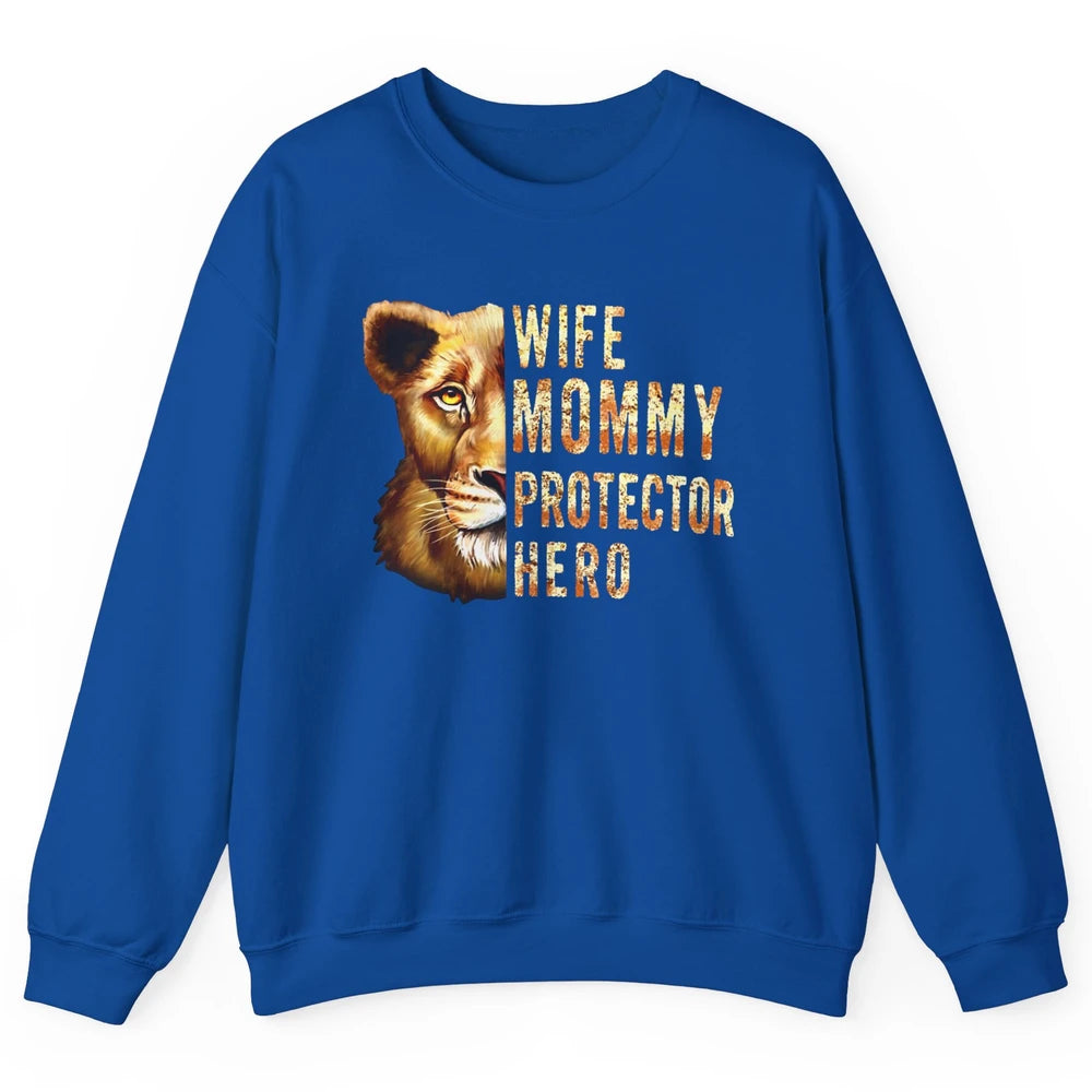 Retro Mommy Lion Queen Wife Mom Protector Hero Mothers Day Unisex Crewneck Sweatshirt
