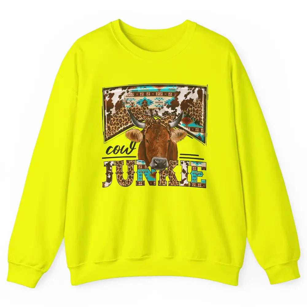 Retro Leopard Bandana Cow Junkie Western Country Farm Animal Unisex Crewneck Sweatshirt