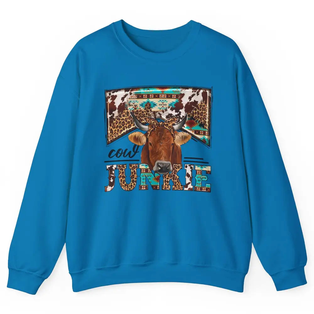 Retro Leopard Bandana Cow Junkie Western Country Farm Animal Unisex Crewneck Sweatshirt