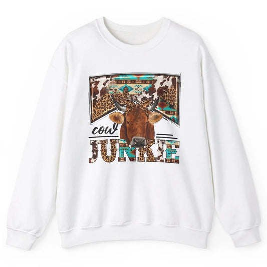 Retro Leopard Bandana Cow Junkie Western Country Farm Animal Unisex Crewneck Sweatshirt